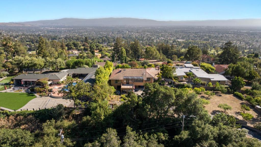 11081 Enchanto Vista Drive Property Photo 32