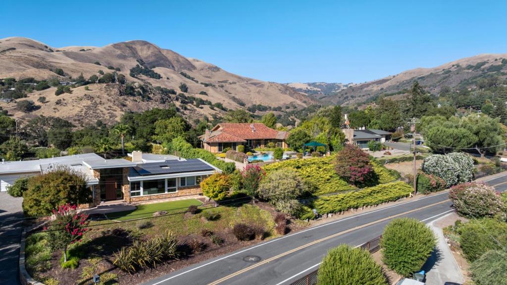 11081 Enchanto Vista Drive Property Photo 35