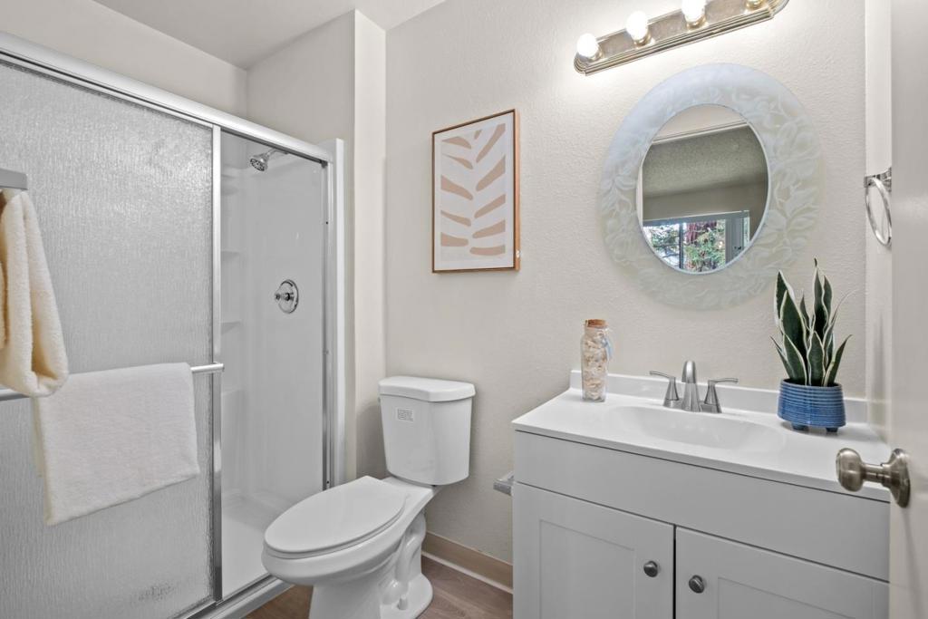 210 Damsen Drive Property Photo 30