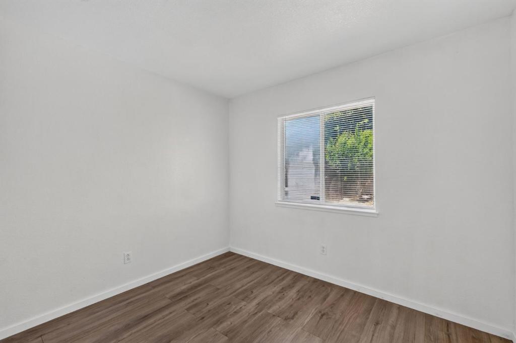 ML82056438 Property Photo 15
