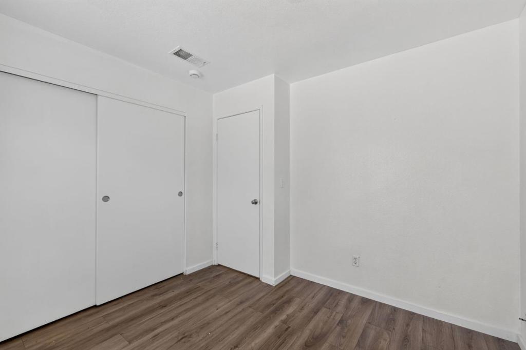 ML82056438 Property Photo 16