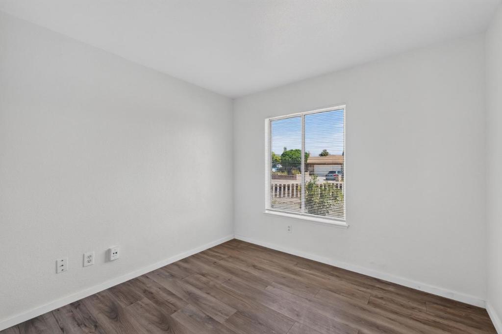 ML82056438 Property Photo 17