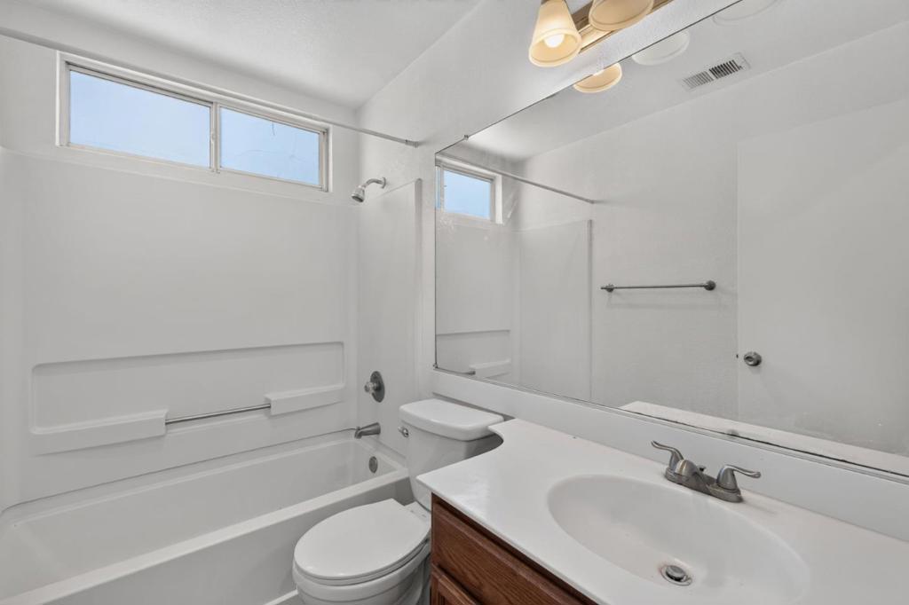 ML82056438 Property Photo 22
