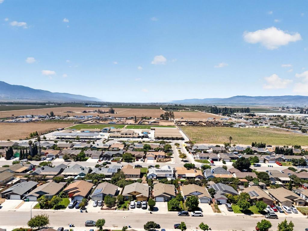 ML82056438 Property Photo 36