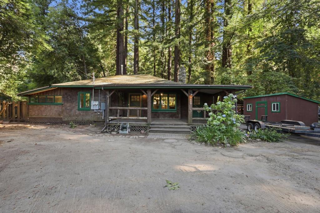 7820 Highway 9 Property Photo 1
