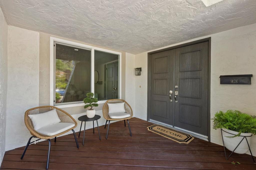 6448 Berwickshire Way Property Photo 11