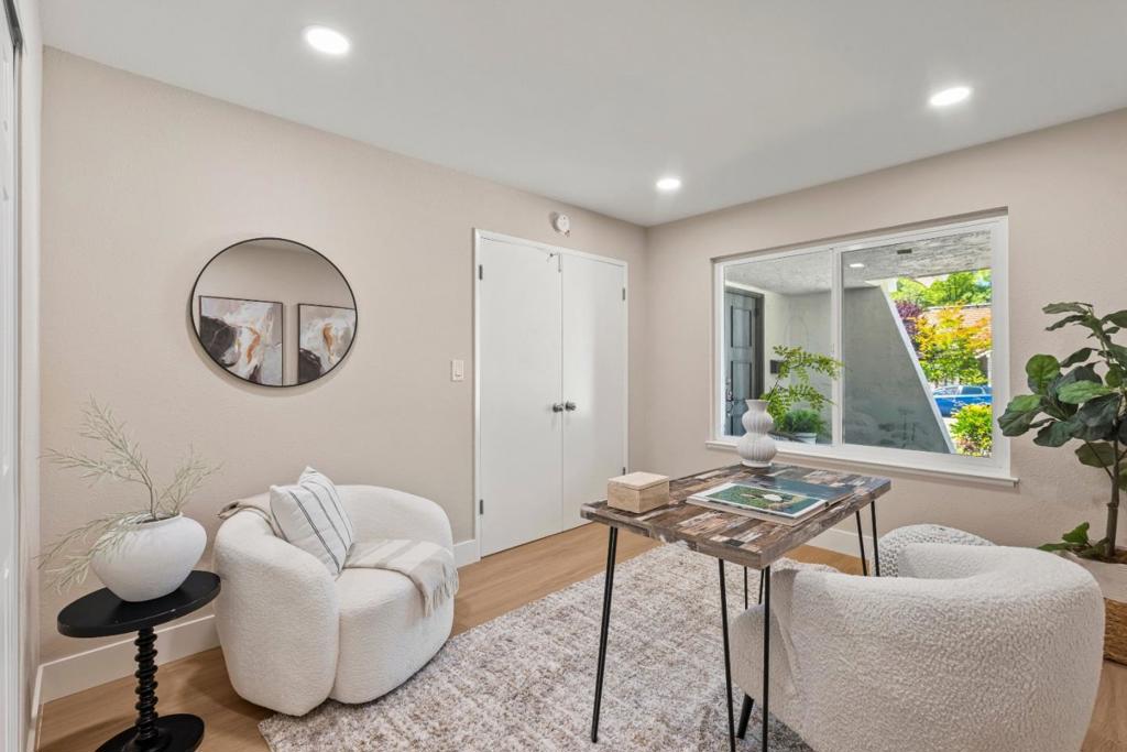 6448 Berwickshire Way Property Photo 18