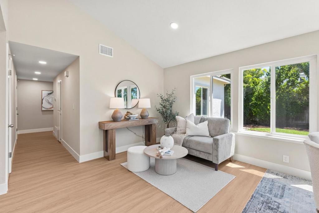 6448 Berwickshire Way Property Photo 20
