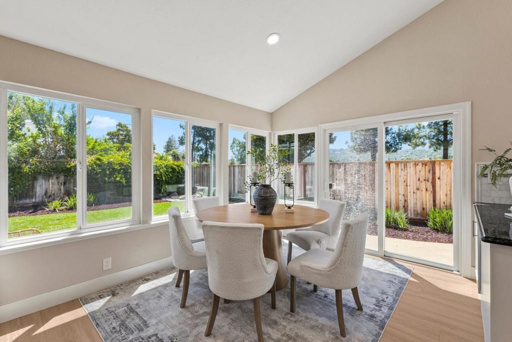 6448 Berwickshire Way Property Photo 25