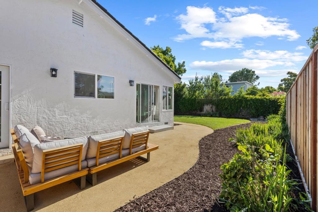 6448 Berwickshire Way Property Photo 43