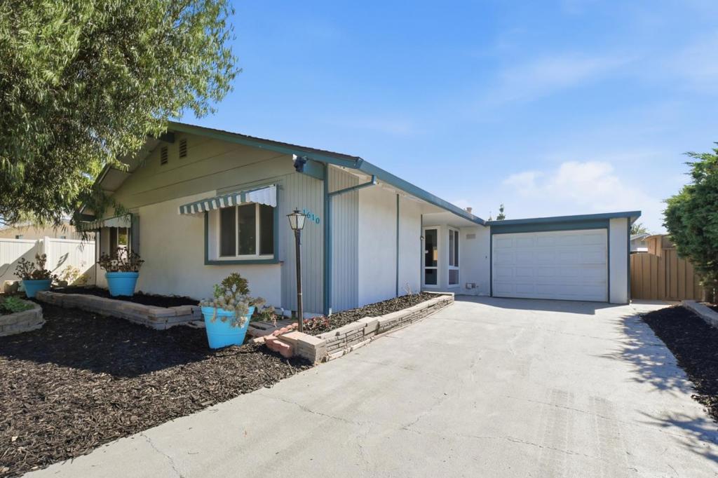 1610 Bluebell Drive Property Photo 1