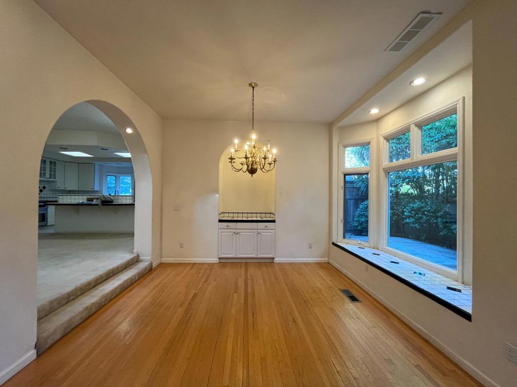ML82056463 Property Photo 8
