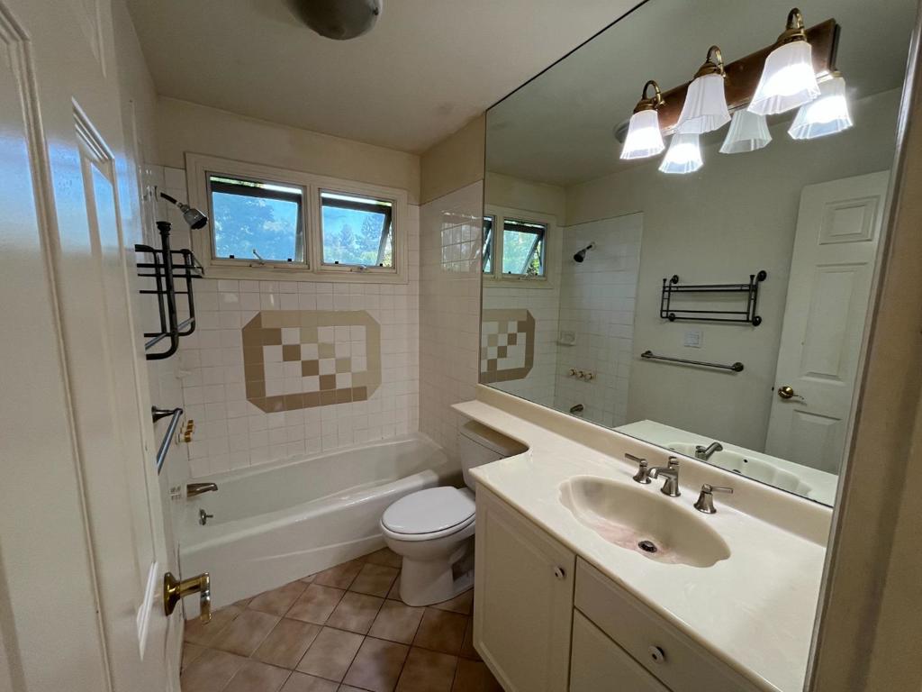 ML82056463 Property Photo 28