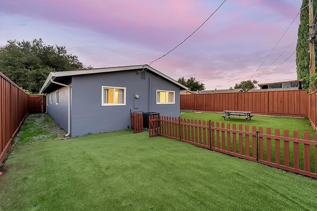 4016 San Bernardino Way Property Photo 42