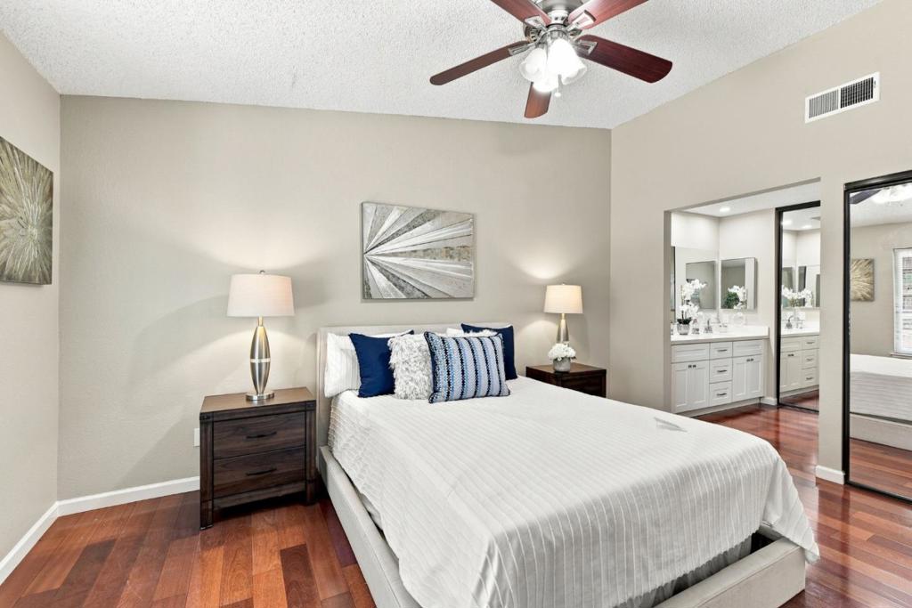 977 Ivory Creek Drive Property Photo 28