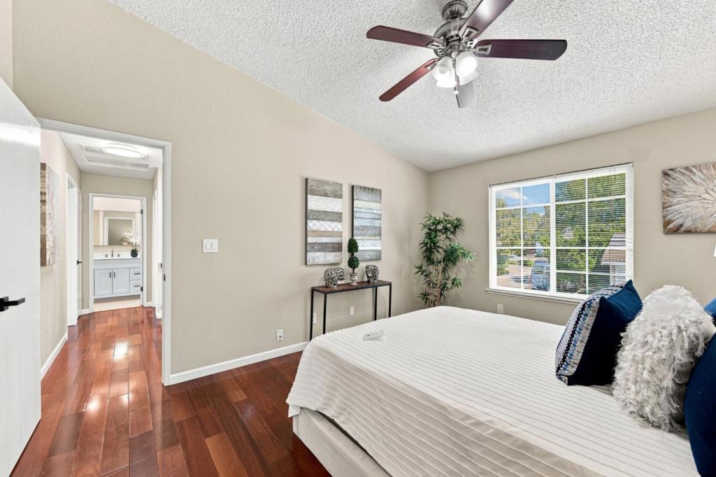 977 Ivory Creek Drive Property Photo 30