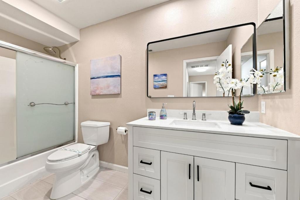 977 Ivory Creek Drive Property Photo 33