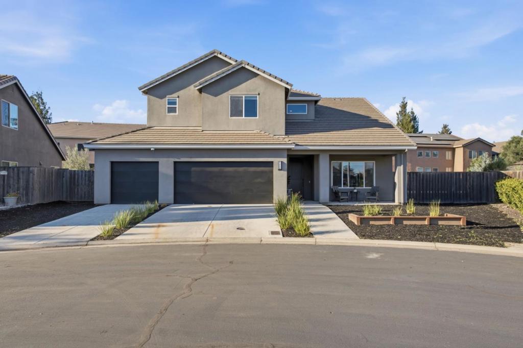 1258 Heavenly Circle Property Photo 1