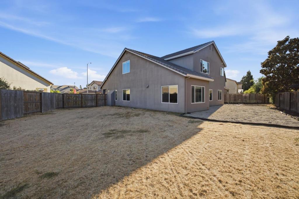 1258 Heavenly Circle Property Photo 38