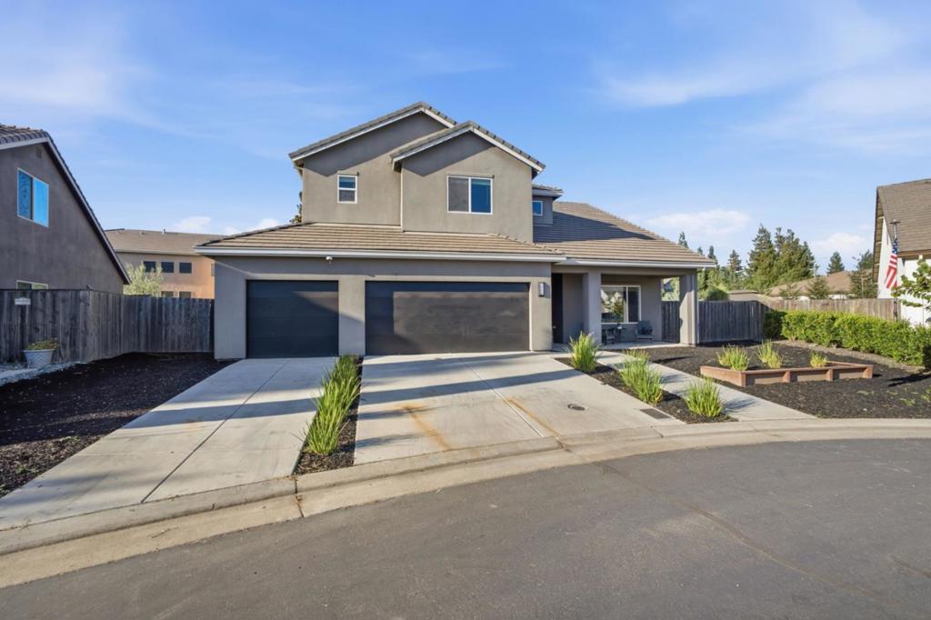 1258 Heavenly Circle Property Photo 42
