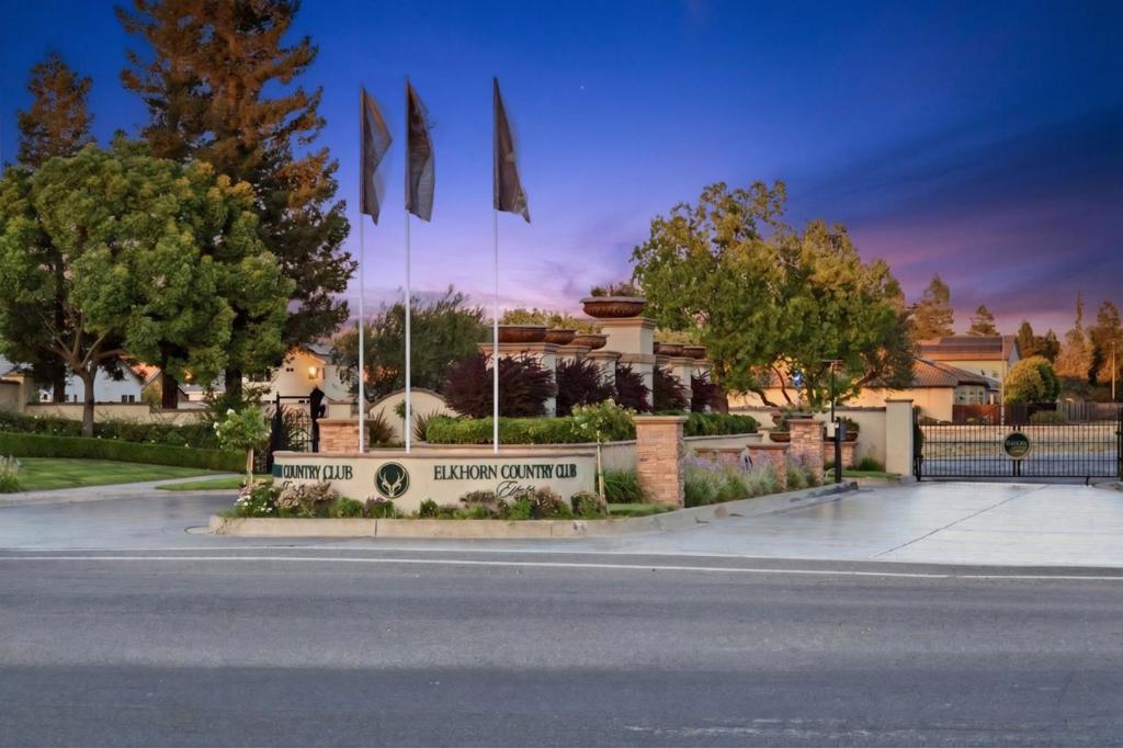 1258 Heavenly Circle Property Photo 44
