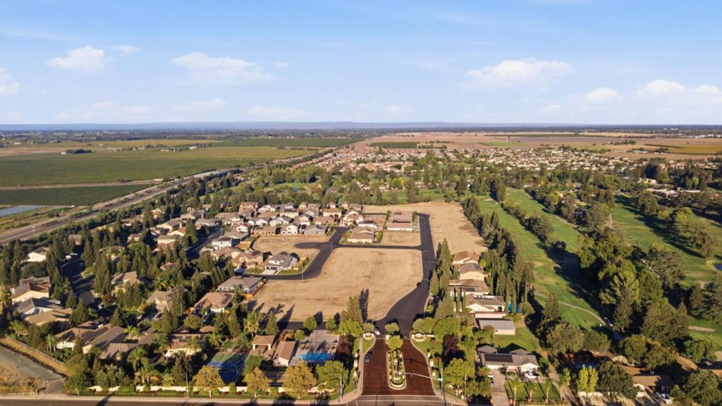 1258 Heavenly Circle Property Photo 47
