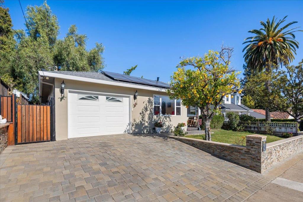 226 San Mateo Avenue Property Photo 3