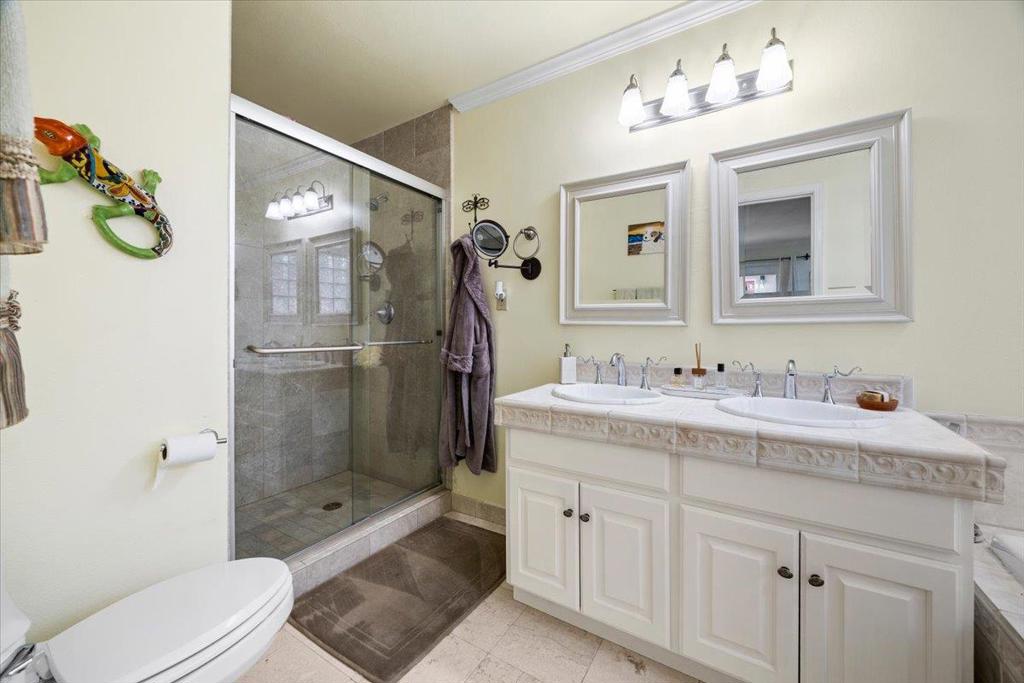 226 San Mateo Avenue Property Photo 16