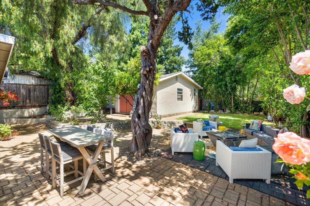 226 San Mateo Avenue Property Photo 33