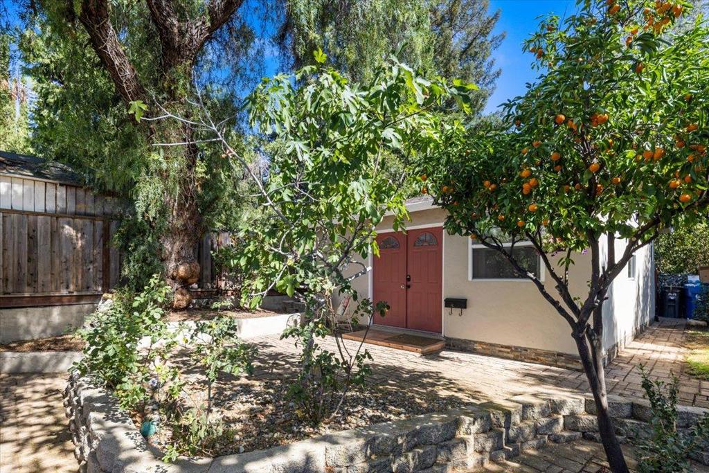 226 San Mateo Avenue Property Photo 36
