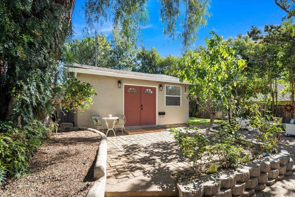 226 San Mateo Avenue Property Photo 37