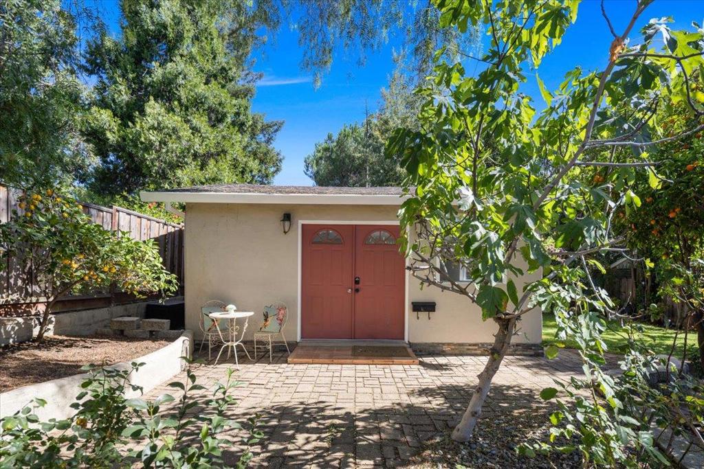 226 San Mateo Avenue Property Photo 38