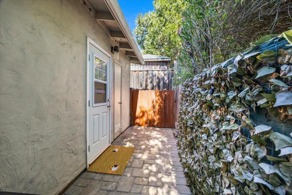 226 San Mateo Avenue Property Photo 52