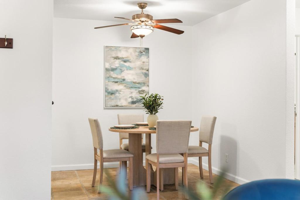 872 Catkin Court Property Photo 14