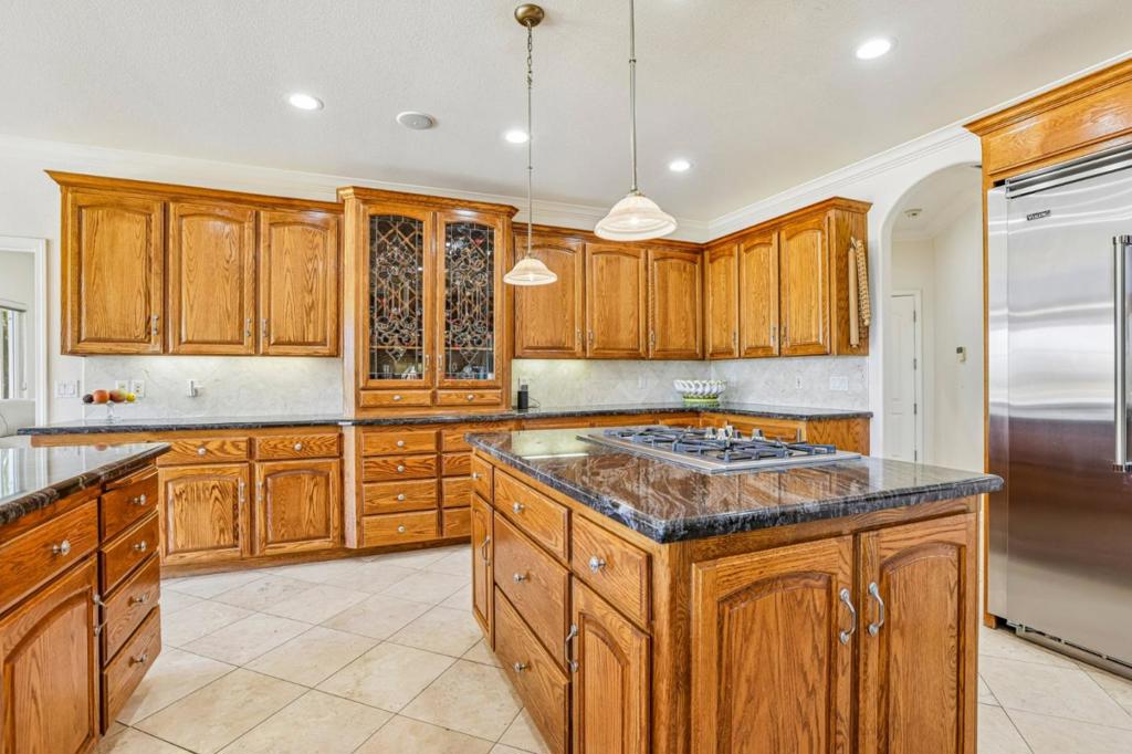 1515 S Ridgemark Drive Property Photo 15