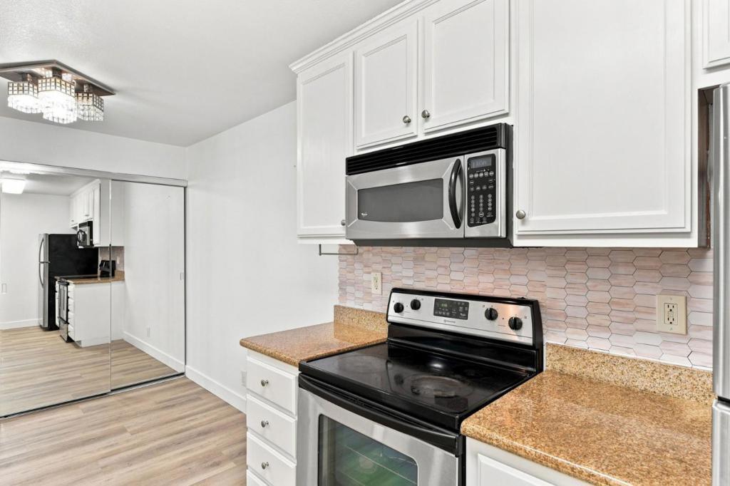 2695 Somerset Park Circle Property Photo 12