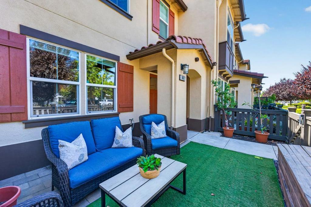 18077 Monterey Road Property Photo 3