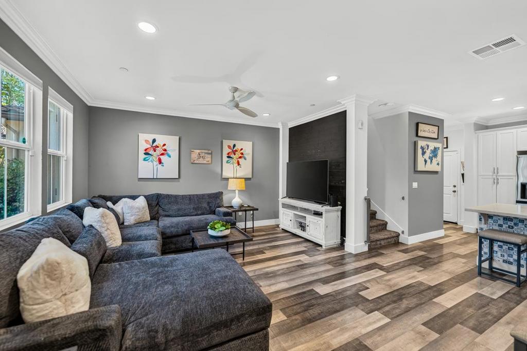 18077 Monterey Road Property Photo 8