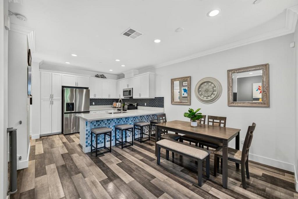 18077 Monterey Road Property Photo 11