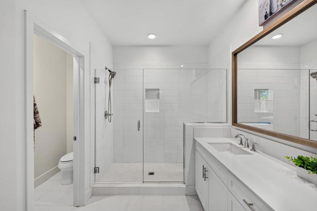18077 Monterey Road Property Photo 32