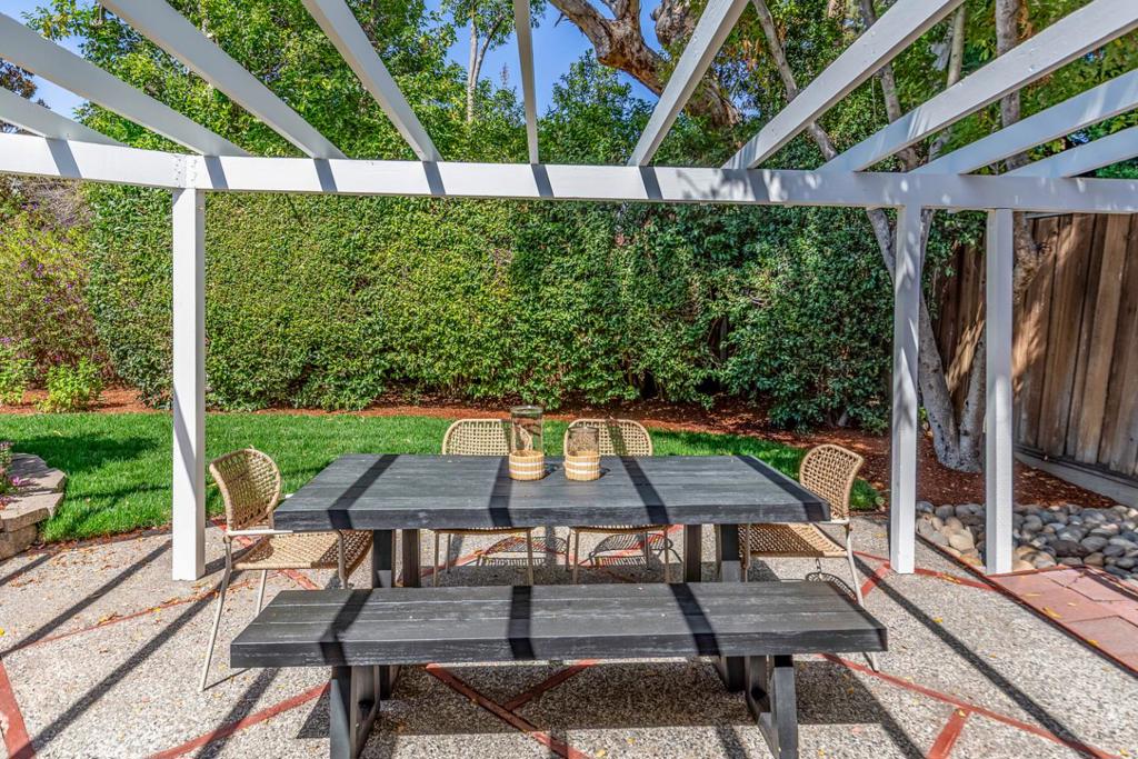 750 San Clemente Way Property Photo 20