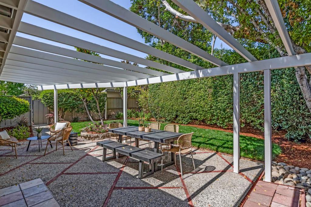 750 San Clemente Way Property Photo 21
