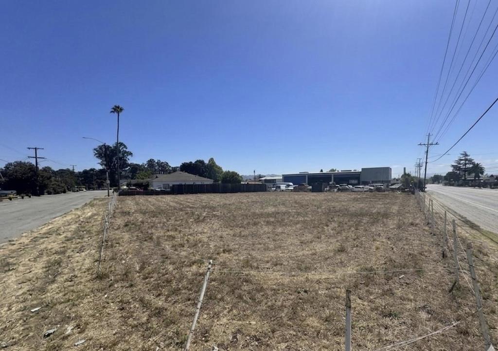ML82056515 Property Photo 2
