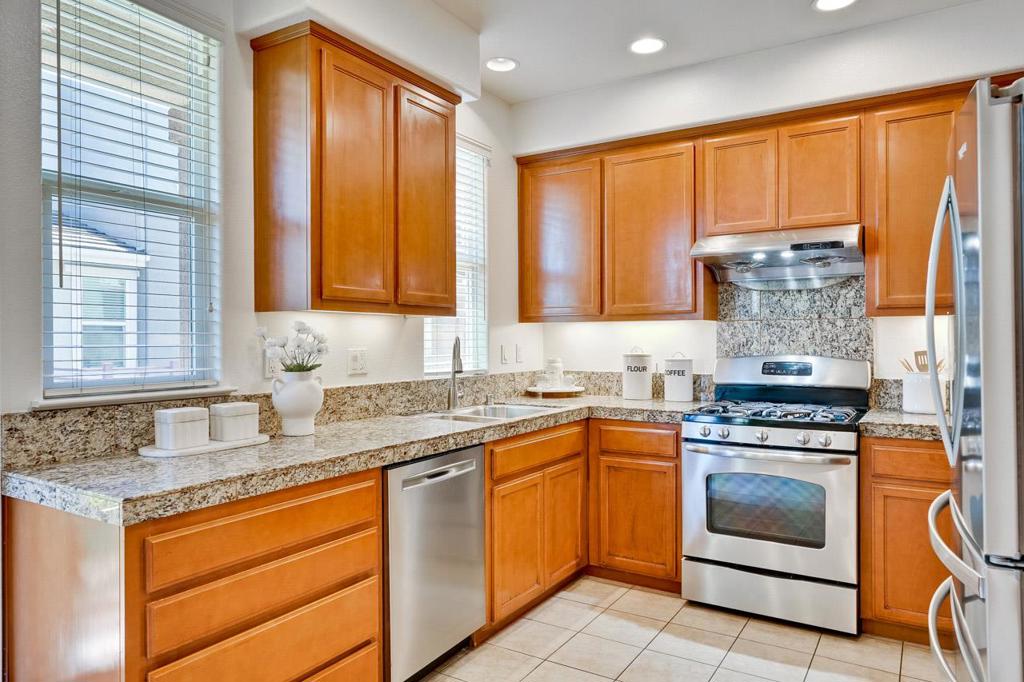 1256 Water Lily Way Property Photo 20