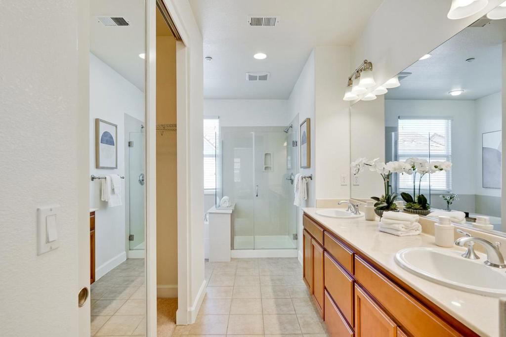 1256 Water Lily Way Property Photo 45