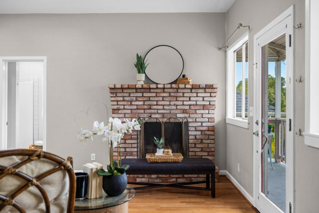 226 Walnut Street Property Photo 7