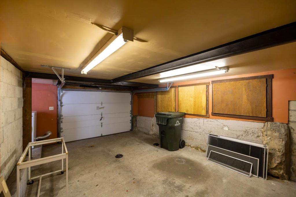 226 Walnut Street Property Photo 34