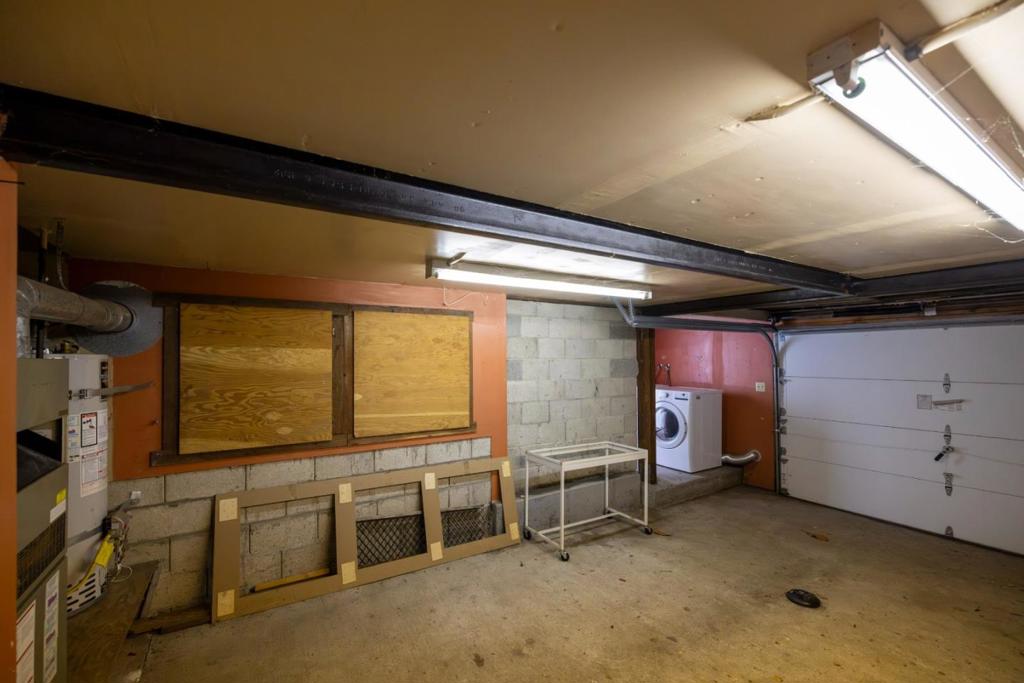 226 Walnut Street Property Photo 35