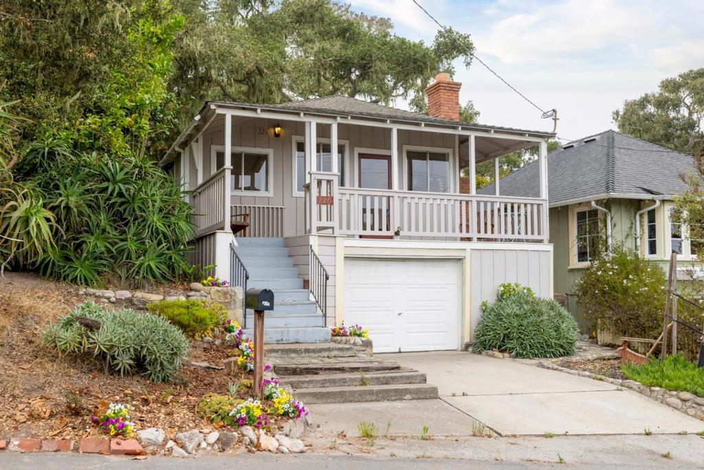 226 Walnut Street Property Photo 46