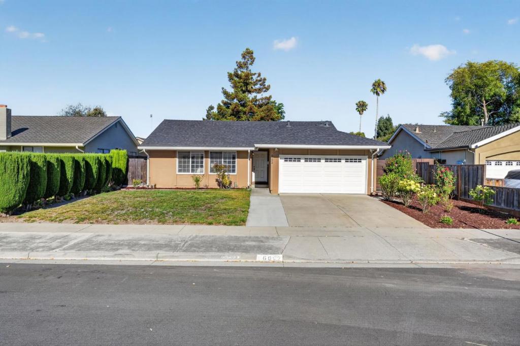 6092 Vincent Court Property Photo 1